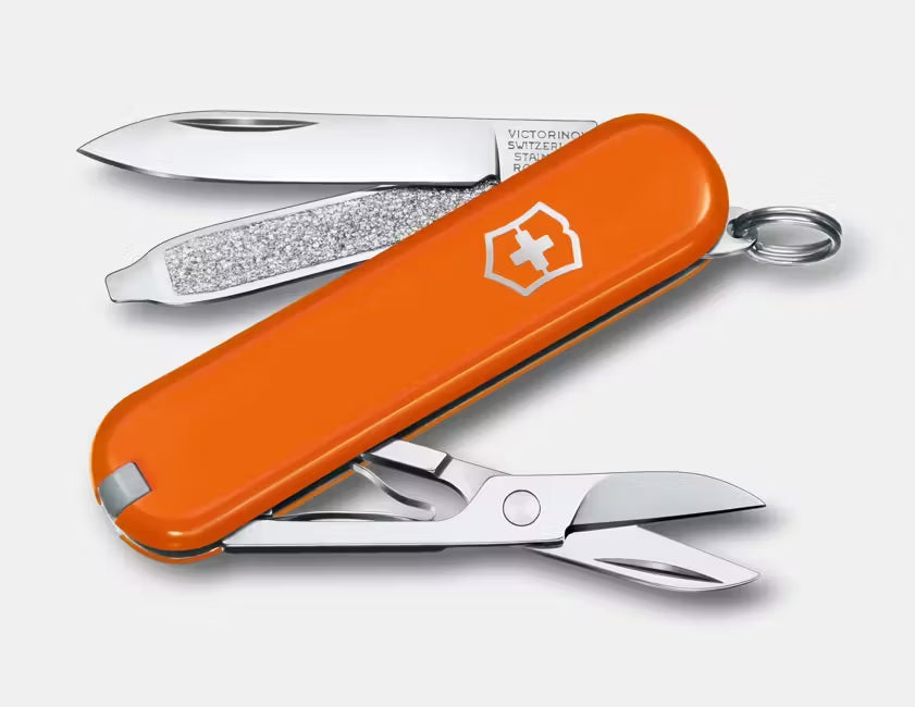 Victorinox Classic SD — Pocket Knife