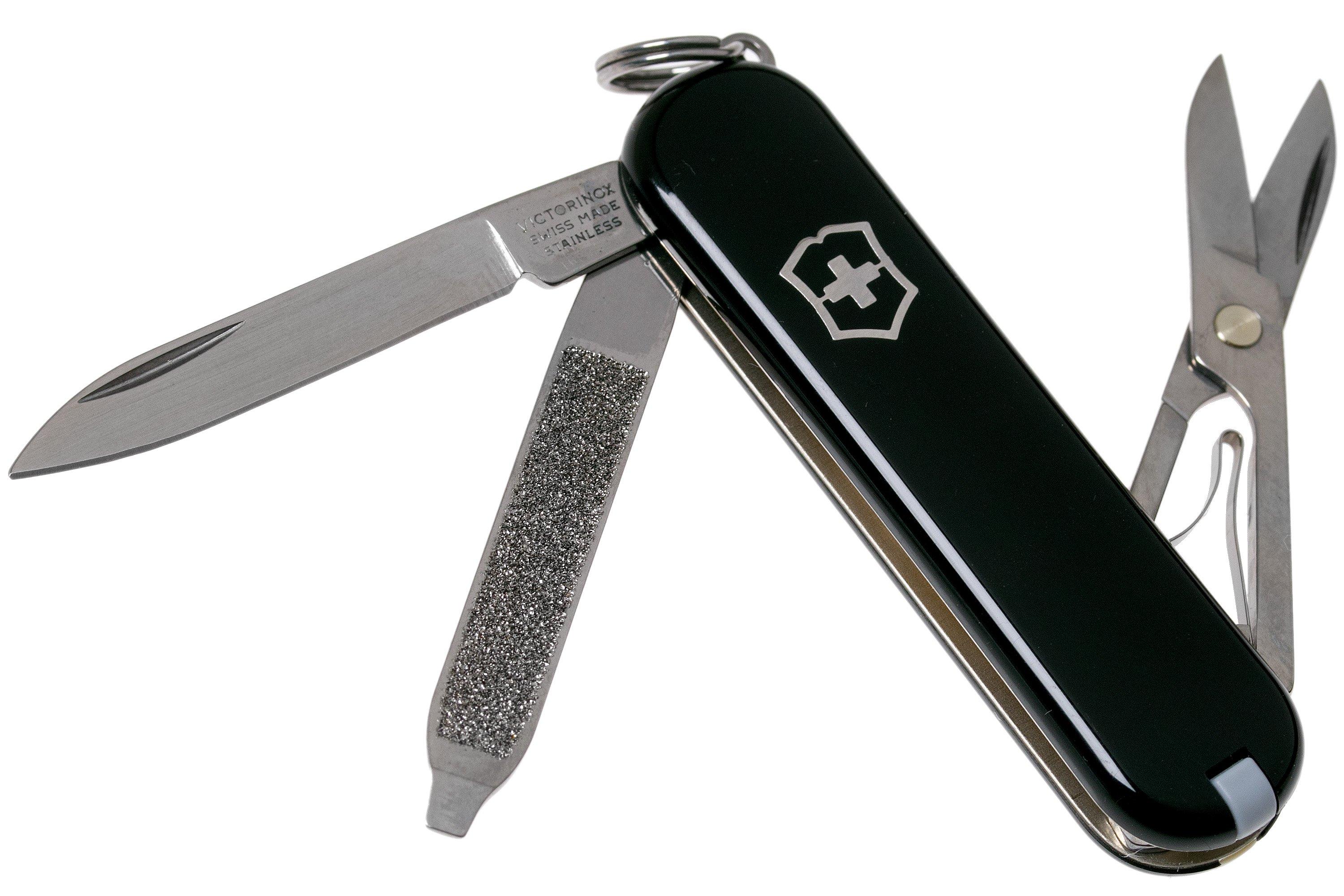 Victorinox Classic SD — Pocket Knife
